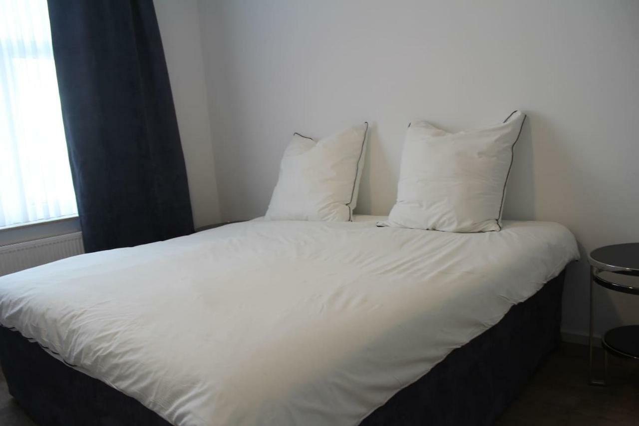 Singapore-Chillinghouse # 7, 3 Min.Vom Ice,Netflix Siegburg Bagian luar foto