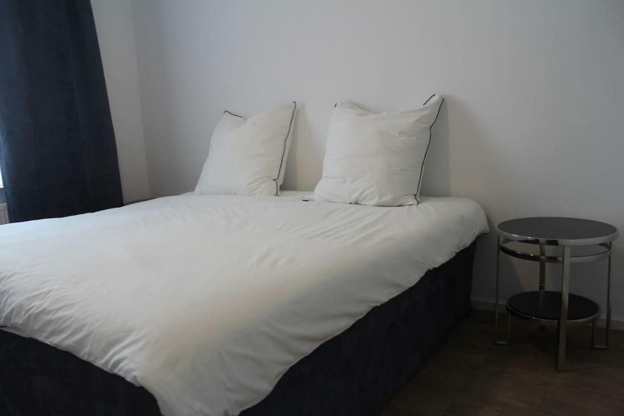 Singapore-Chillinghouse # 7, 3 Min.Vom Ice,Netflix Siegburg Bagian luar foto